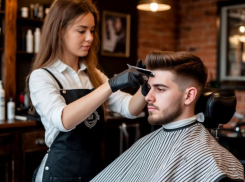 Любителя модных стрижек из Волгограда отправили в колонию