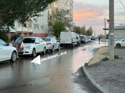 Подвоз воды пообещали жителям обезвоженной Спартановки в Волгограде 