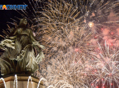 Где и во сколько прогремит праздничный фейерверк 2 февраля в Волгограде