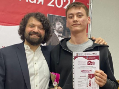 Волгоградец исполнил Баха на гитаре и победил во всероссийском конкурсе 