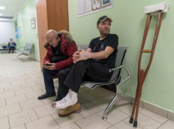 Травмпункты Волгограда заполнены горожанами, пострадавшими из-за нечищеных улиц