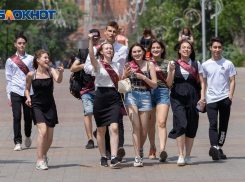 В Волгограде можно нарядиться на выпускной в среднем за 2 000 рублей