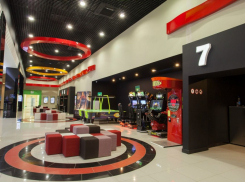 Цены взвинтили, сервис ниже плинтуса: волгоградцам испортил выходной поход в кинотеатр