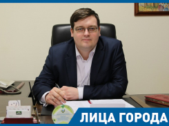 Призрак молодой девушки в белом бродит на юге Волгограда, - Александр Баженов