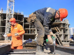 Госстройнадзор не нашел виновных в падении трех монтажников на стройке в Волгограде