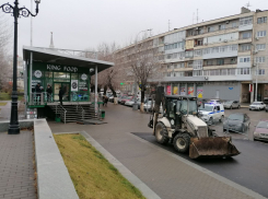 Теперь по беспределу: галерею стритфуда пытаются снести в центре Волгограда