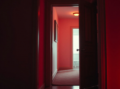 Волгоградца зарезали на пороге квартиры