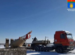 Монтировать 10-метровое чучело Масленицы начали в Волгограде