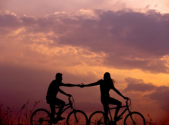 Гороскоп на неделю: Тельцам рекомендуют уделить время любовным отношениям, а у Близнецов реализуются цели