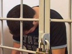 В Волгограде двое подростков угнали и разбили «четверку»