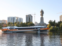 Новейший «Метеор» на подводных крыльях заметили в Волгограде