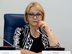 Волгоградцы обвинили в предательстве отстаивающую московское время Татьяну Цыбизову