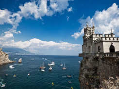 Волгоградские депутаты на два дня едут в Ялту