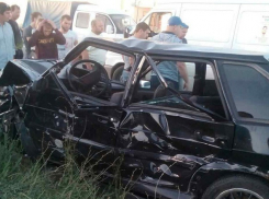 В страшном ДТП в Волжском пострадали восемь человек