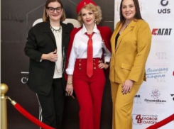 Светские львицы Волгограда и резидент Comedy Women попали в модный разбор стилиста 