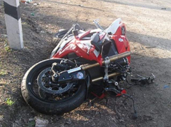 В жутком ДТП под Волгоградом погиб мотоциклист, врезавшись в фуру