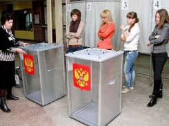 В волгоградские избиркомы накануне выборов спешно «заводят» бюджетников