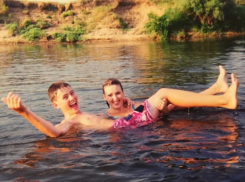 Родились в Лондоне, но жили в Волгограде: помирившиеся Шаляпин и Дубцова объявили себя родней 