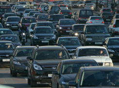 9-бальные пробки сковали Волгоград в пятницу