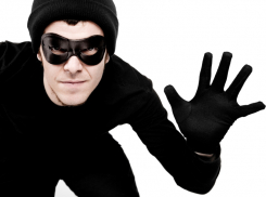 Под Волгоградом злоумышленник обокрал ювелирный салон