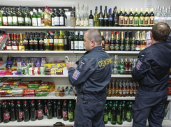 В супермаркетах Волгограда торговали поддельным алкоголем из Северной Осетии и Кабардино-Балкарии