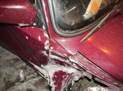 Под Волгоградом водитель перевернулся на ВАЗ-2107