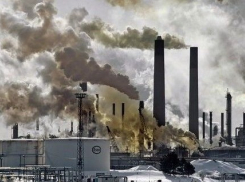 На юге Волгограда продолжаются выбросы ядовитых веществ