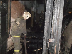 В Волжском разыскивают поджигателей двухкомнатной квартиры