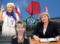 Владимир Путин наградил одну актрису и двух чиновниц из Волгограда