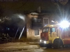 Непотушенная сигарета могла стать причиной гибели троих жителей юга Волгограда