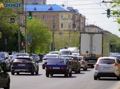 Гигантские пробки сковали Волгоград вечером 27 сентября 