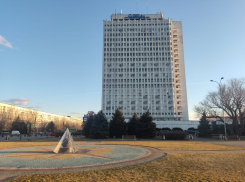 Труп нашли в парке в центре Волжского