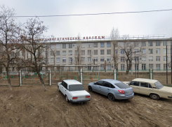 Студентка избила девушку в туалете колледжа в Волгограде
