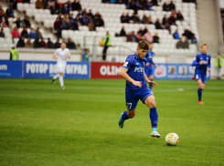 Футболисты «Ротора» потратят на похудение около 1 млн рублей