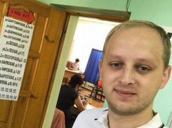 Кандидата в депутаты от «Единой России» схватили за столб в Волгограде
