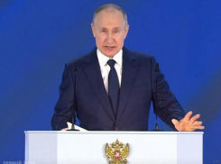 Найден проблемный учебник истории после заявления Путина о Сталинградской битве