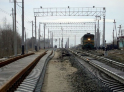 Под Волгоградом маме девочки, попавшей под поезд, грозит штраф до 500 рублей