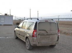 Пограничники в Волгоградской области не дали угнанному автомобилю добраться до Казахстана