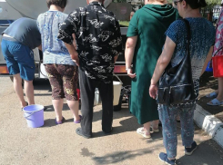 Два волгоградских города остались без воды в 40-градусную жару 