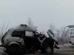 В Волгограде «Нива» протаранила маршрутку: пострадала 15-летняя девочка