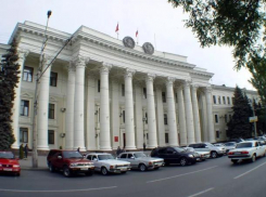 Депутаты облдумы одобрили изгнание половины младопарламентариев в Волгограде