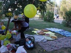 Многодетные семьи Дзержинского района отпраздновали День знаний