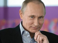 Президента России Владимира Путина готовятся принять в Доме политпросвещения