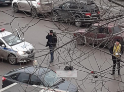 Водитель грузовика насмерть сбил мужчину на улице Качинцев в Волгограде