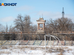 «Тут вам не Франция», - экс-депутат облдумы честно сказал, почему «Монолит» в Волгограде все-таки снесут