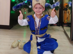Дмитрий Скляров в костюме Шах-Султана в конкурсе «Лучший детский новогодний костюм-2020»
