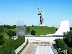 Масштабы площадки на Мамаевом кургане, откуда будет трансляция на всю Россию, показал блогер