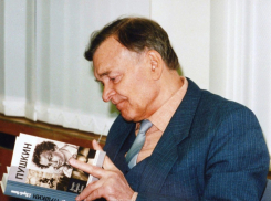 Писателя Юрия Бондарева похоронили на Троекуровском кладбище