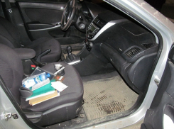 Под Волгоградом в лесополосе у водителя Nissan изъяли марихуану