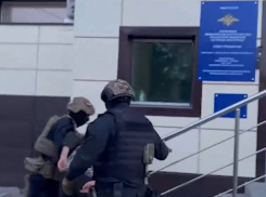 Водитель выследил и избил монтировкой волгоградца после замечания на дороге